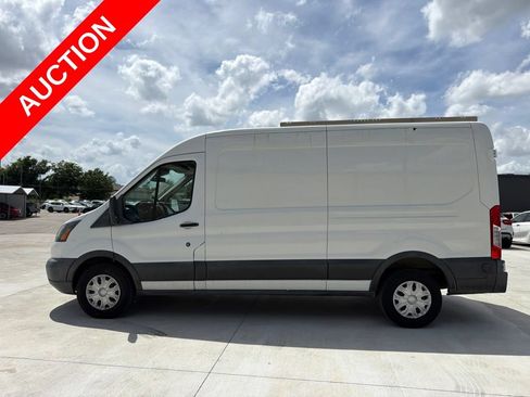Used 2018 Ford Transit 250 148 Medium Roof RWD image 8