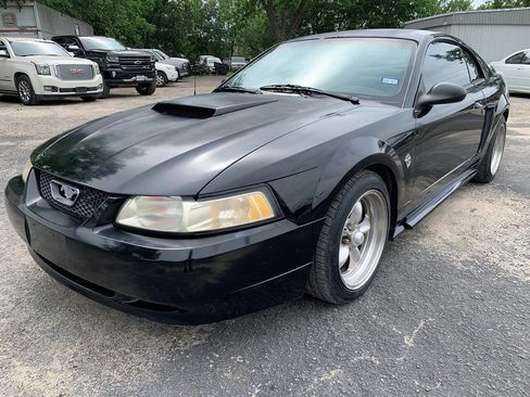 Used 1999 Ford Mustang GT RWD image 3