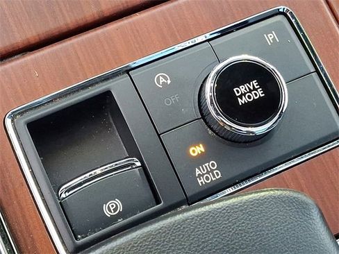 Used 2023 Lincoln Navigator Reserve image 28