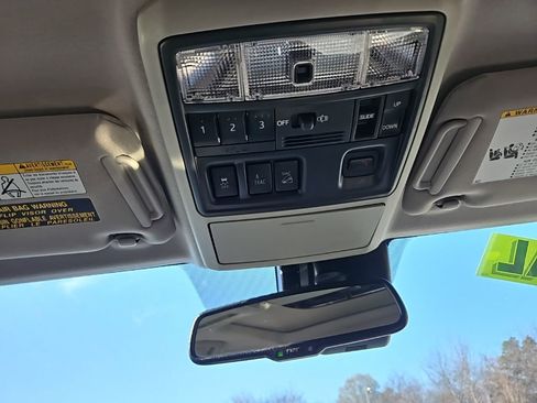 Used 2022 Toyota 4Runner Limited image 20