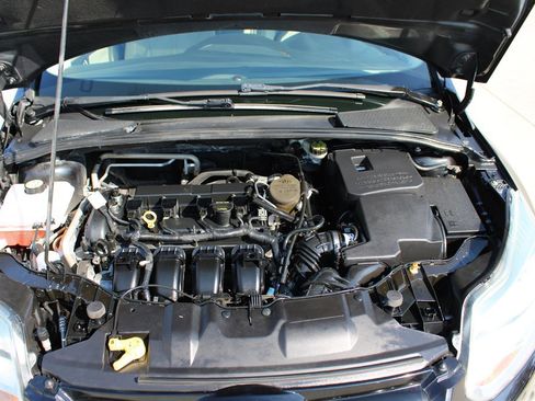 Used 2012 Ford Focus SEL image 26