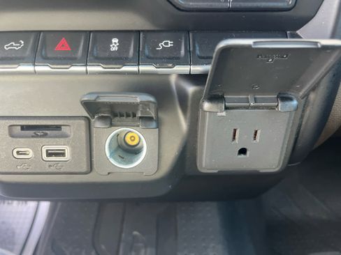 Used 2022 Chevrolet Silverado 3500 LTZ w/ Gooseneck/5TH Wheel Package image 20