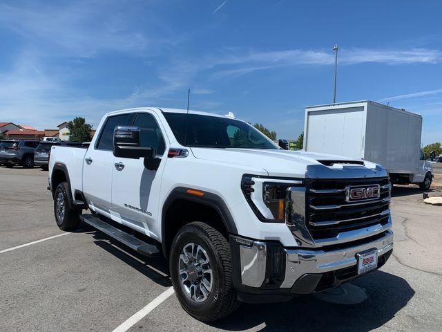 New 2026 GMC Sierra 2500 SLT w/ SLT Convenience Package AWD/4WD image 4