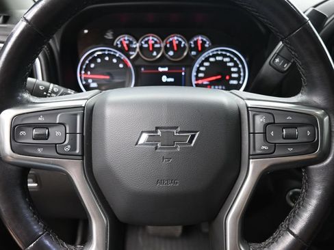 Used 2022 Chevrolet Silverado 1500 LT Trail Boss w/ LT Trail Boss Premium Package AWD/4WD image 17