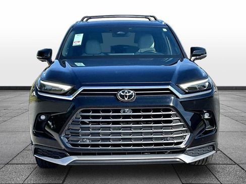 Used 2024 Toyota Grand Highlander AWD Hybrid image 3