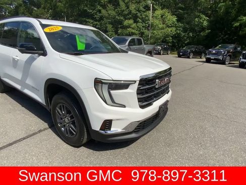 Certified 2025 GMC Acadia Elevation AWD/4WD image 2
