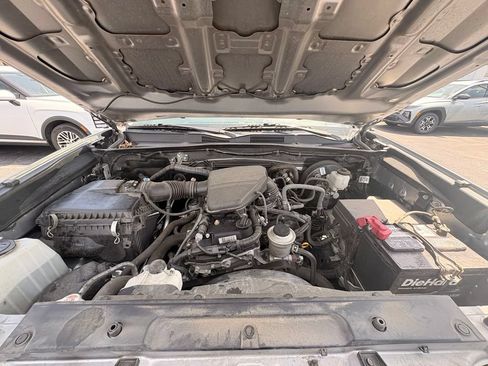 Used 2020 Toyota Tacoma SR w/ SR Convenience Package RWD image 32