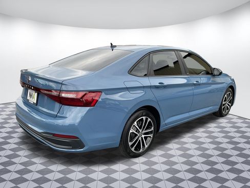 Used 2026 Volkswagen Jetta Sport FWD image 3