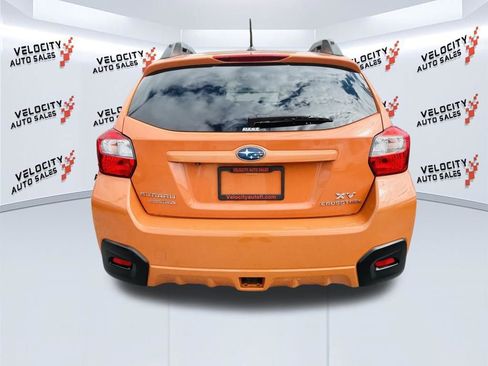 Used 2015 Subaru Crosstrek 2.0i Premium AWD/4WD image 4