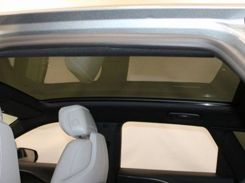New 2026 Cadillac Lyriq Luxury AWD/4WD image 8