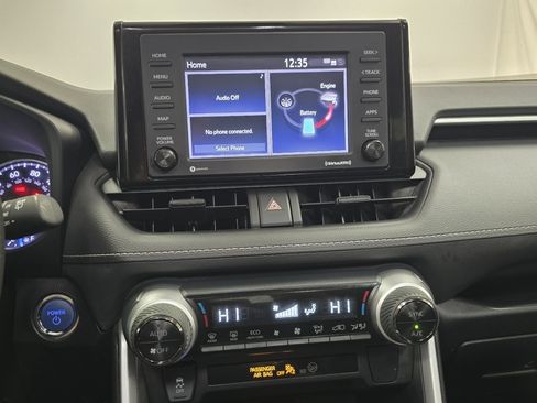 Certified 2022 Toyota RAV4 XLE w/ Convenience Package image 27