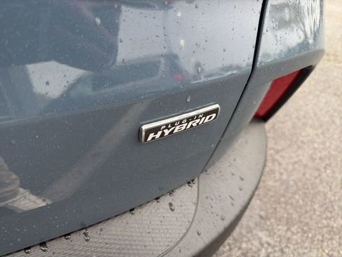 Certified 2023 Ford Escape SE w/ Class II Trailer Tow Package image 9