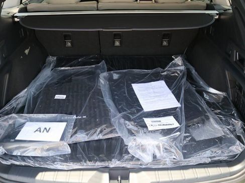 Used 2025 Subaru Outback Premium image 13