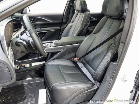 New 2025 Cadillac Lyriq Sport w/ LPO, Floor Liner Package AWD/4WD image 8