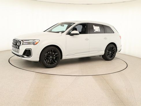 New 2025 Audi Q7 3.0T Premium Plus image 13