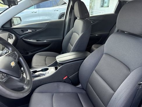 Used 2023 Chevrolet Malibu LT w/ Driver Confidence Package FWD image 5