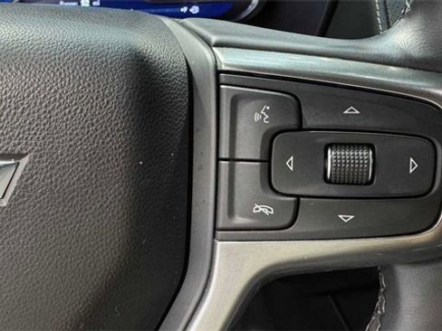 Used 2024 Chevrolet Suburban Premier w/ Premium Package 2 image 26