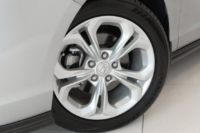 Used 2023 Honda Accord LX image 2