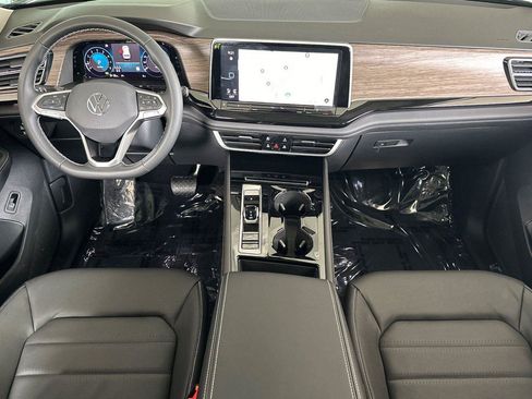 New 2026 Volkswagen Atlas SEL image 12