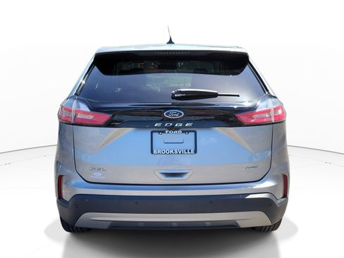 Used 2024 Ford Edge SEL AWD/4WD image 4