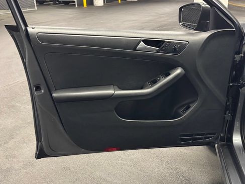 Used 2016 Volkswagen Jetta S FWD image 15