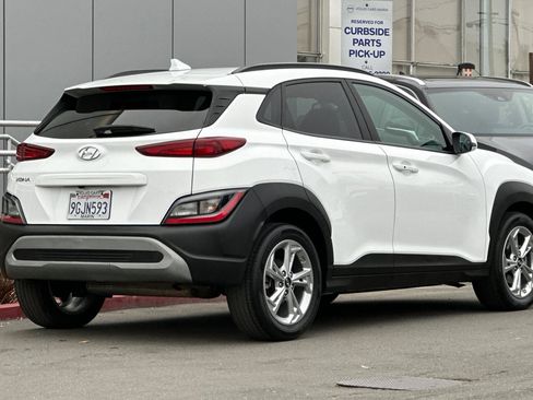 Used 2023 Hyundai Kona SEL image 2
