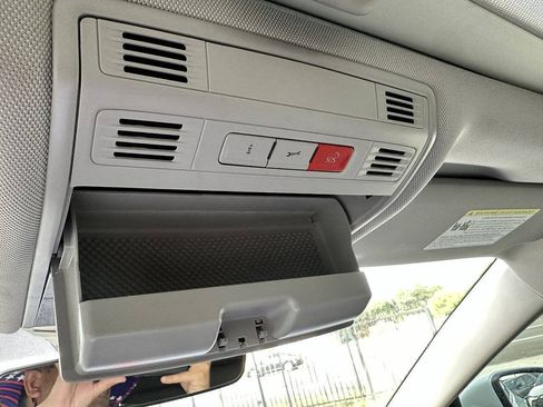 Used 2023 Volkswagen Jetta SE FWD image 57