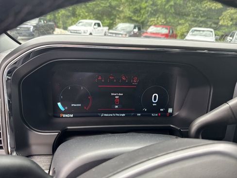 New 2025 Ford F350 Lariat w/ Lariat Ultimate Package image 32