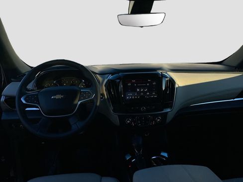 Used 2023 Chevrolet Traverse LT w/ LT Premium Package image 23
