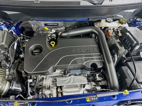 Used 2023 Chevrolet Equinox Premier image 30