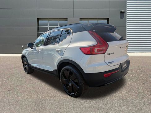 New 2026 Volvo XC40 B5 Ultra w/ Protection Package Premier image 5