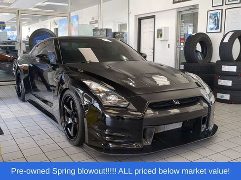 Used 2009 Nissan GT-R Premium AWD/4WD image 12