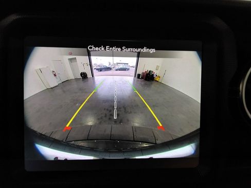 Used 2021 Jeep Wrangler Unlimited Sahara w/ Uconnect 4C Nav & Sound Group image 32