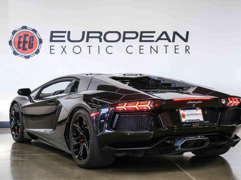 Used 2013 Lamborghini Aventador LP 700-4 AWD/4WD image 9