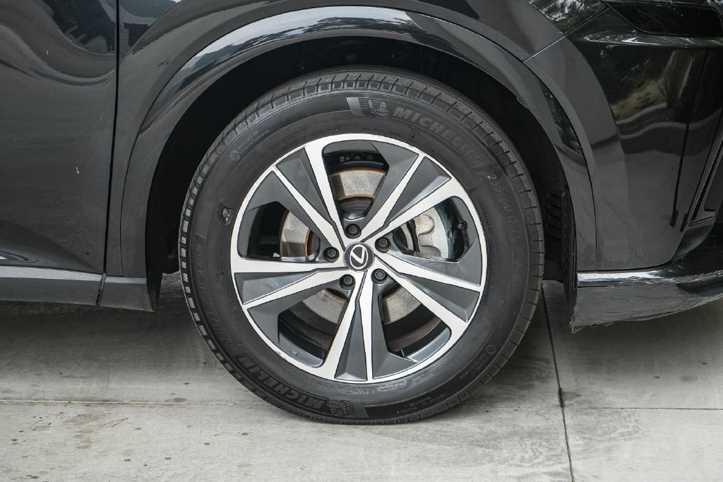 Used 2024 Lexus RX 350 FWD w/ Technology Package image 10