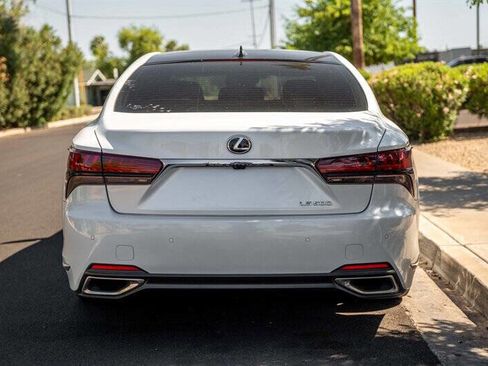 Used 2022 Lexus LS 500 w/ Luxury Package RWD image 4