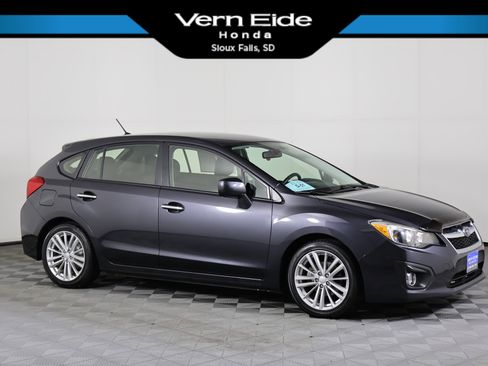 Used 2014 Subaru Impreza 2.0i Limited image 1