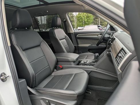 Used 2021 Volkswagen Atlas SEL AWD/4WD image 38