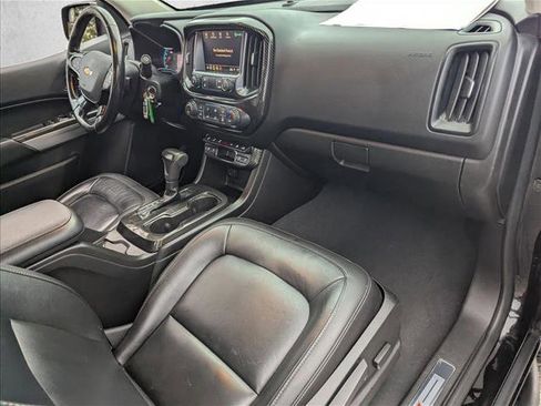 Used 2019 Chevrolet Colorado ZR2 image 20