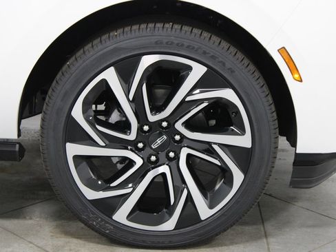 New 2026 Lincoln Navigator Reserve AWD/4WD image 11