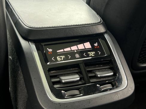 Used 2019 Volvo XC90 T6 Inscription w/ Luxury Package image 21