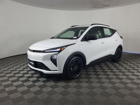 New 2027 Chevrolet Bolt RS w/ Super Cruise Package FWD image 8