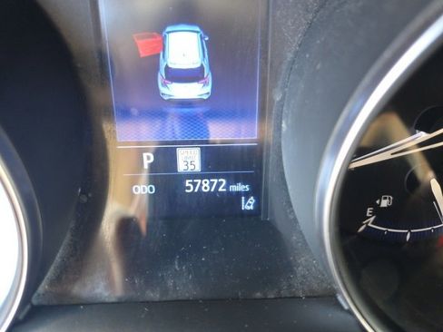 Used 2021 Toyota C-HR LE image 18