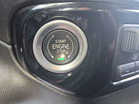 Used 2022 Chevrolet Silverado 1500 LT image 28