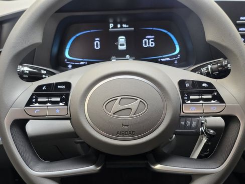 New 2026 Hyundai Elantra SE image 13