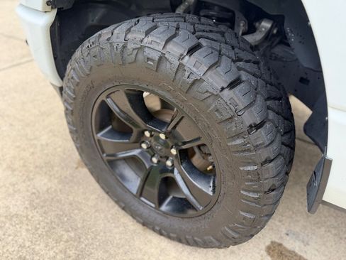 Used 2021 RAM 1500 Big Horn AWD/4WD image 11