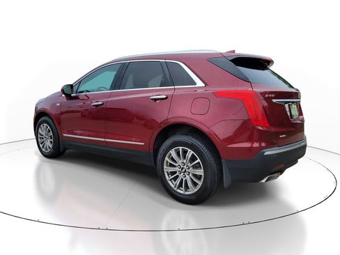 Used 2017 Cadillac XT5 Luxury w/ Driver Awareness Package AWD/4WD image 3