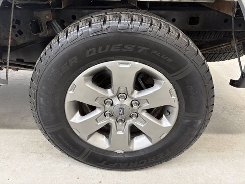 Used 2013 Ford F150 STX w/ Mid Equipment Group RWD image 7