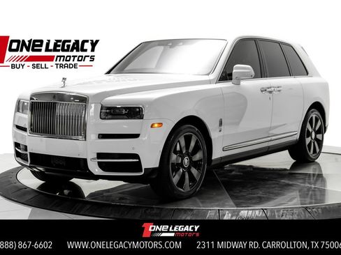 Used 2022 Rolls-Royce Cullinan AWD/4WD image 1