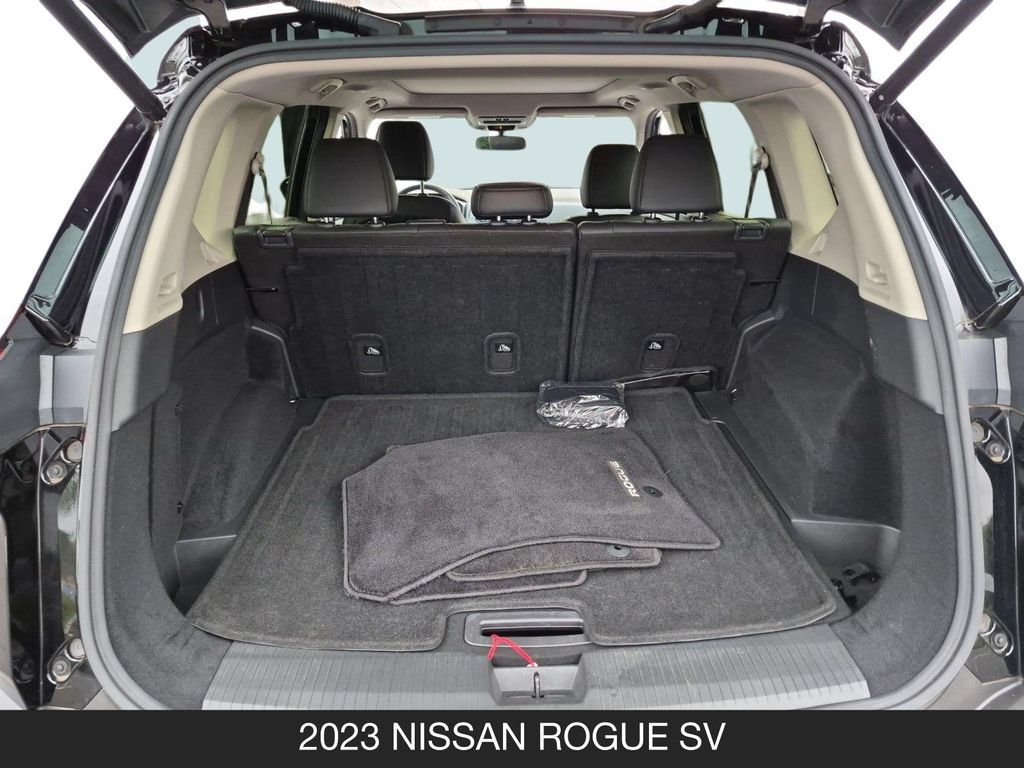 Certified 2023 Nissan Rogue SV w/ SV Premium B Package FWD image 25